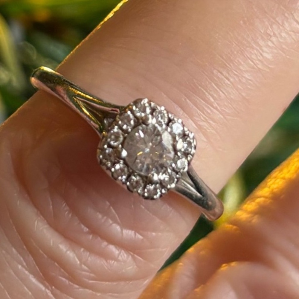 14k WG Diamond Ring NFS, EXTREMELY RARE TRADE